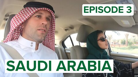 Driving With A Saudi Woman (+ local food!) 🇸🇦ترجمة عربية INSIDE SAUDI ARABIA #3