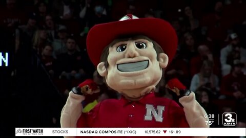 Alcohol to be sold at Husker men's and women's basketball for the next 2 years