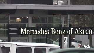 3 cars stolen from Ganley Mercedes-Benz of Akron Thursday