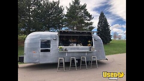 Vintage Airstream Flying Cloud 1955 7' x 19' | Mobile Bar Trailer Concession Trailer for Sale