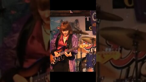 Lenny-Stevie Ray Vaughan cover by Cari Dell- Female lead guitarist
