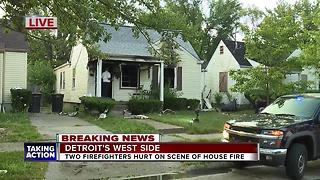 2 Detroit firefighters hurt
