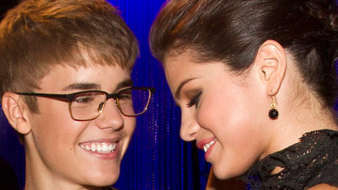 Selena Gomez REACTS To Justin Bieber Admitting He Still LOVES Her!