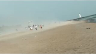 Oups, un petit pépin météo à la plage !