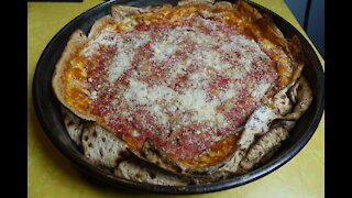 Using Matzah to Make Chicago Style Deep Dish Pizza