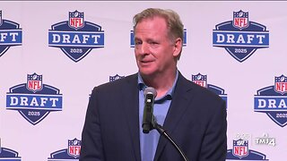 NFL Commissioner Roger Goodell visits Green Bay