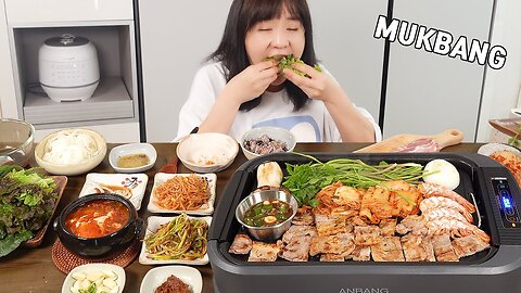 cooking Mukbang :) Enjoying Korea's delicious pork belly even more.