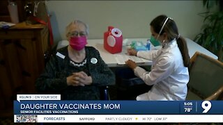 Daughter vaccinates mother against COVID
