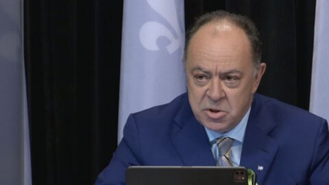 Quebec Is Prioritizing 2 New Groups Of People For COVID-19 Vaccine Doses