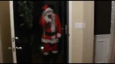 The Unexpected Visit Of Santa Claus Sends Kids To Tears