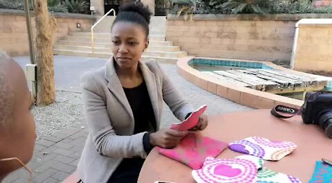 SOUTH AFRICA - Johannesburg - Reusable Sanitary Pads (Video) (QhH)