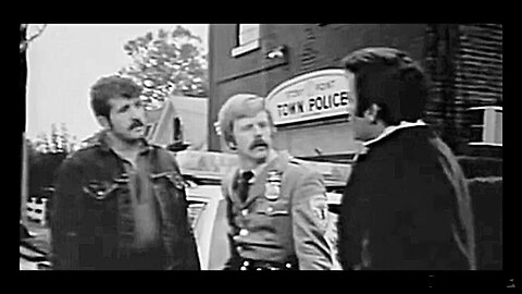 Sgt. Thomas Gerace and Officer Bill Patrick talk about their UFO sightings, New York, 1976