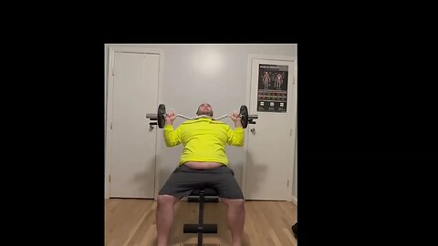 Shoulder Muscle seated Ez-bar Press