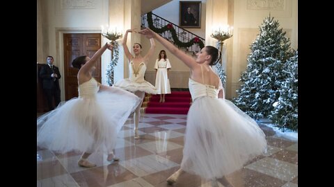 2017 Melania Trump Christmas Decorations at the White House
