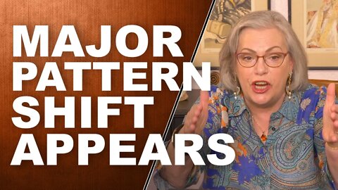 This Pattern Shift Always Leads to a Recession...HEADLINE NEWS with LYNETTE ZANG