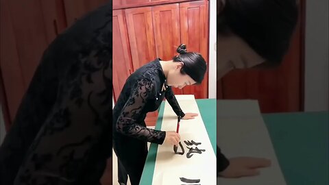 Pretty Chinese Girl Has The Gift Of Calligraphy In Her Hands