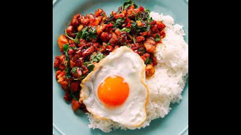 Simple Thai Spicy Basil Chicken with Egg