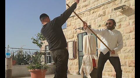 Aiki training and long stick fighting with - yahav anter