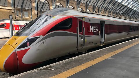 Riding LNER Azuma from London King's Cross to York and Back (9/2/2023)