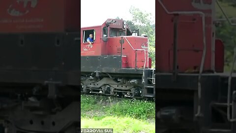 Sinfonia de locomotivas SD40 no oitavo ponto #shorts