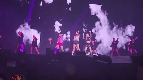 BlackPink in Houston 2nd show song Pink Venom