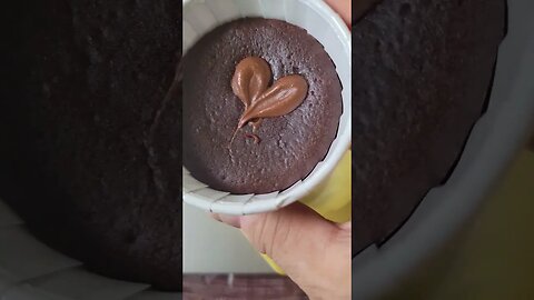 Expat Thailand 😋 Part 1 Guide to 7-Eleven Chocolate Lava Cake: Indulge in Silky, Tasty Decadence! 🍫🌋