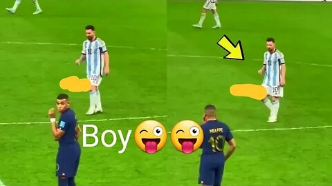Messi Celebrates in front of Mbappe during Argentina vs France World Cup Final