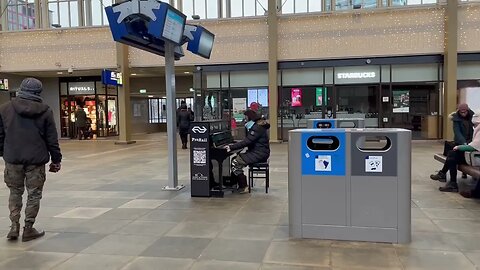 spontaneous playing the piano, improvising, at one of the most beautiful Stations in Amsterdam!