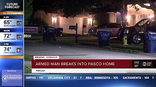 Residents fight off man who broke into Land O' Lakes home