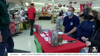 Papillion Volunteer Fire Department hosts food drive