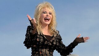 Dolly Parton Has Never Been On A Dollywood Ride