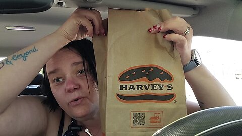 Harvey's Car Mukbang mmmmm 🤤🤤🤤🍔🍔🍔🍟🍟🍟🥤🥤