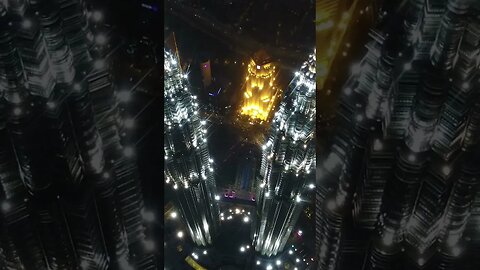 Kuala Lumpur Twin Towers at NIGHT