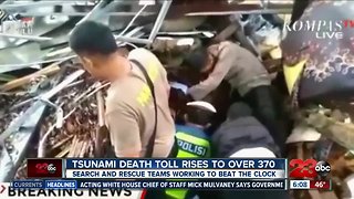 Tsunami death toll rises