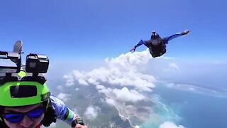 Epic skydiving over Zanizbar with breathtaking scenery