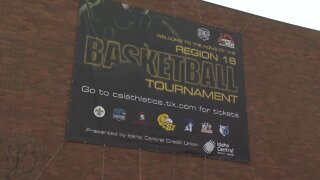 CSI men's basketball hosts regional tournament after perfect season
