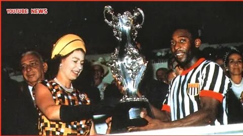 RAINHA ELIZABETH II E PELÉ NO MARACANÃ (1968).#youtubenews #rainhaelizabeth #pele