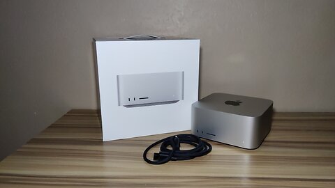 Apple Mac Studio with M2 Ultra Unboxing Review