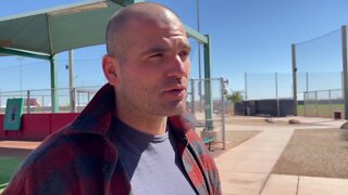 Joey Votto arrives at delayed Spring Training