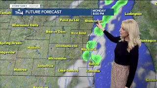 Wind, lakeshore flood advisories issued for SE Wisconsin Monday night