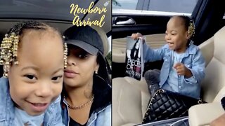 Alexis Skyy's Daughter Alaiya Tries To Read Mommy's Book! 📕