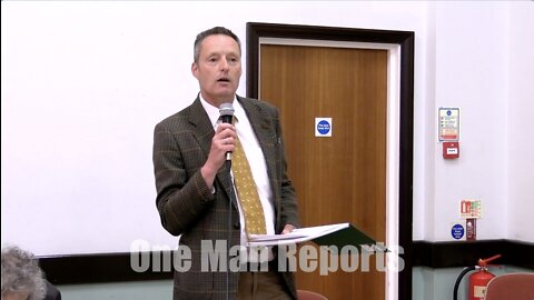 Dr Niall McCrae speaking at The Conversation Part 2 in Burgess Hill. UNCENSORED VERSION