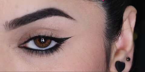 how to apply wing liner