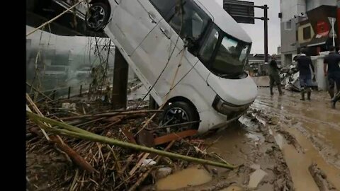 Unprecedented’ flooding in El Paso leaves woman dead.