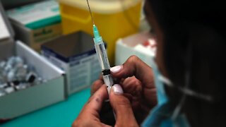 Judge blocks medical worker vaccine mandate in NY state