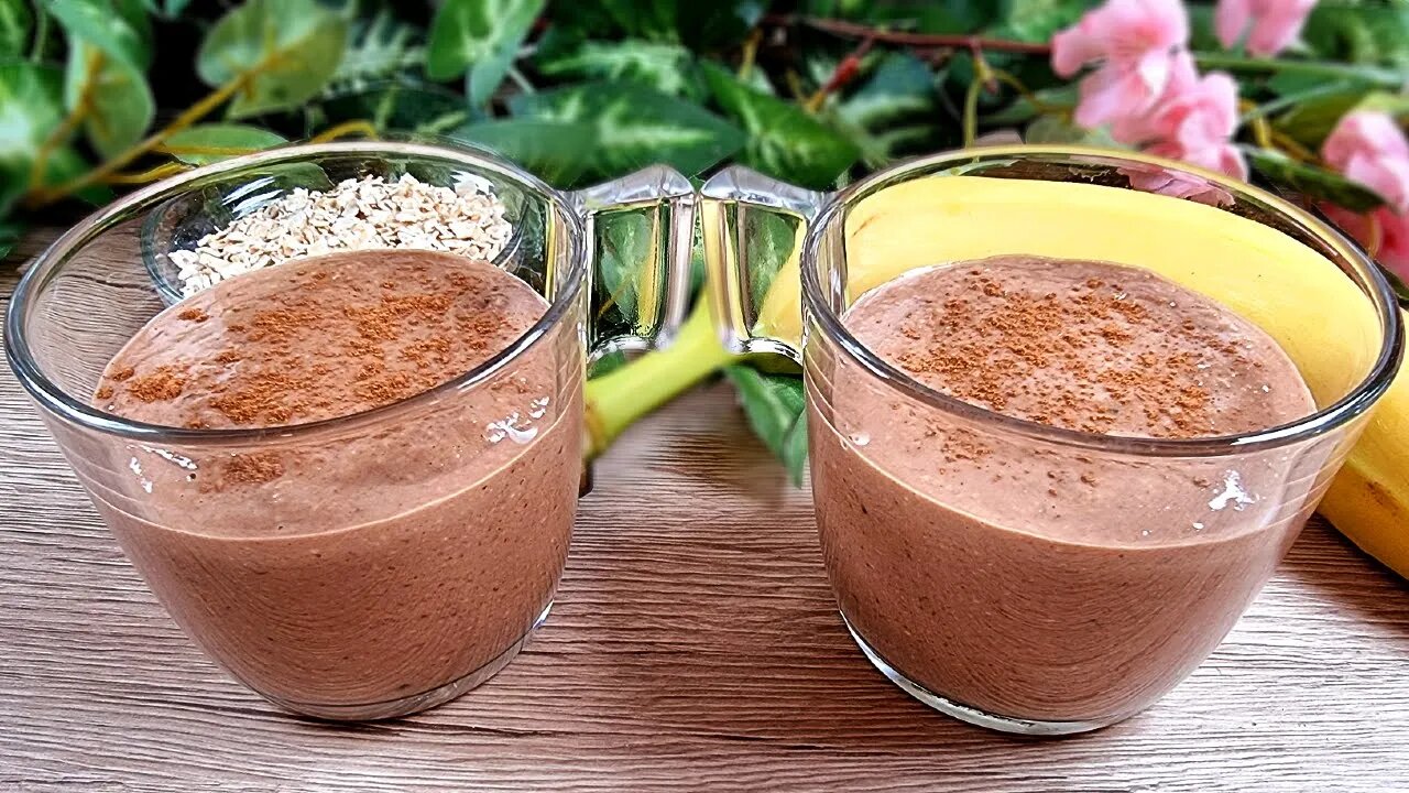 healthy-breakfast-for-weight-loss-banana-smoothie-with-oats-no-egg