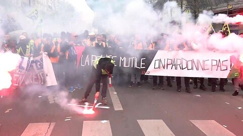 LIVE: Paris / France - Manif / Pension reform protests continue - 06.04.2023 #greve