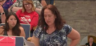 Las Vegas mom confronts school board over explicit assignment