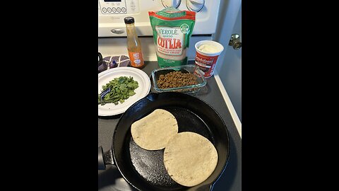 Cotija Tacos With Cilantro #FYP #Tacos #Cotija #Cilantro #TacoBellHotSauce #SourCream #CornTortillas