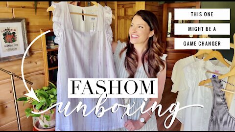 FASHOM unboxing… is this the new Stitch Fix??